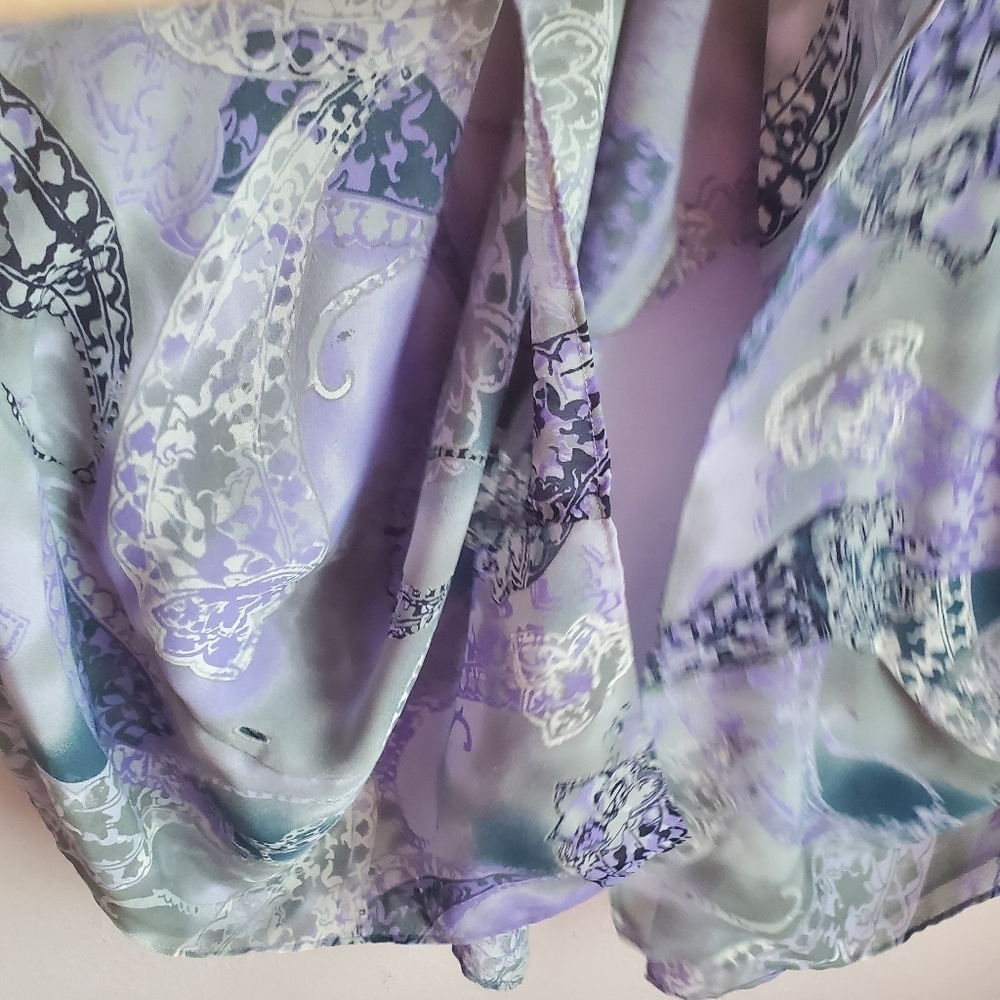 Soft Focus Tunic Scarf top - Picture 8 of 14